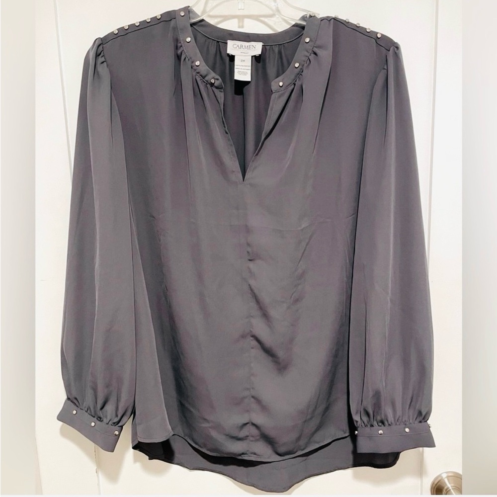 Carmen by Marc Valvo Women’s Long Sleeve Studded Lightweight Grey Blouse - Picture 2 of 10